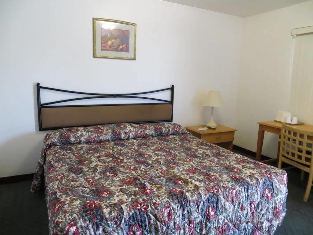 Travel Inn Of Sebring Buitenkant foto